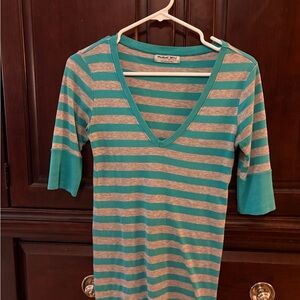 Michael Stars blue and grey 3/4 Sleeve Tee